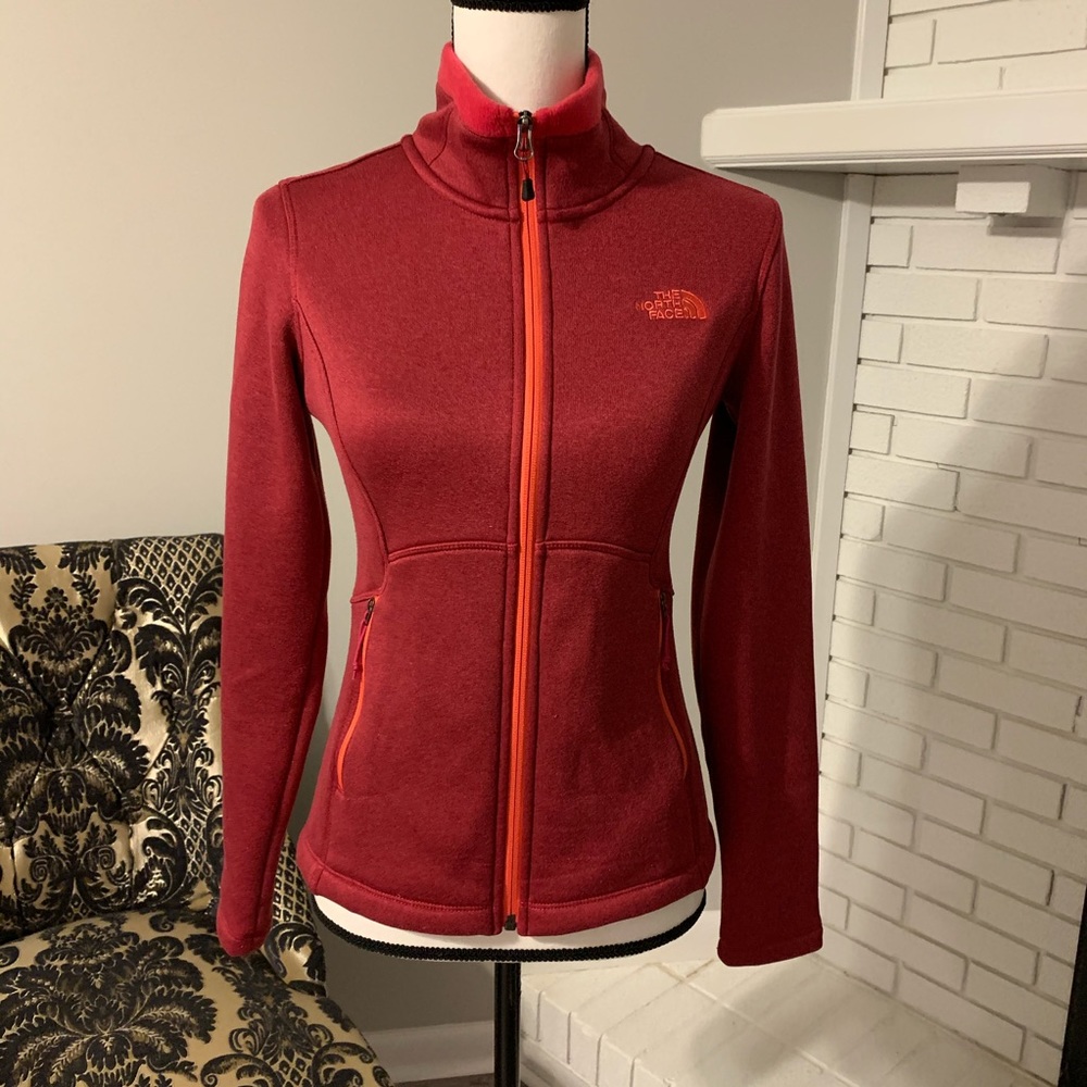 The North Face Zip-Up Lightweight